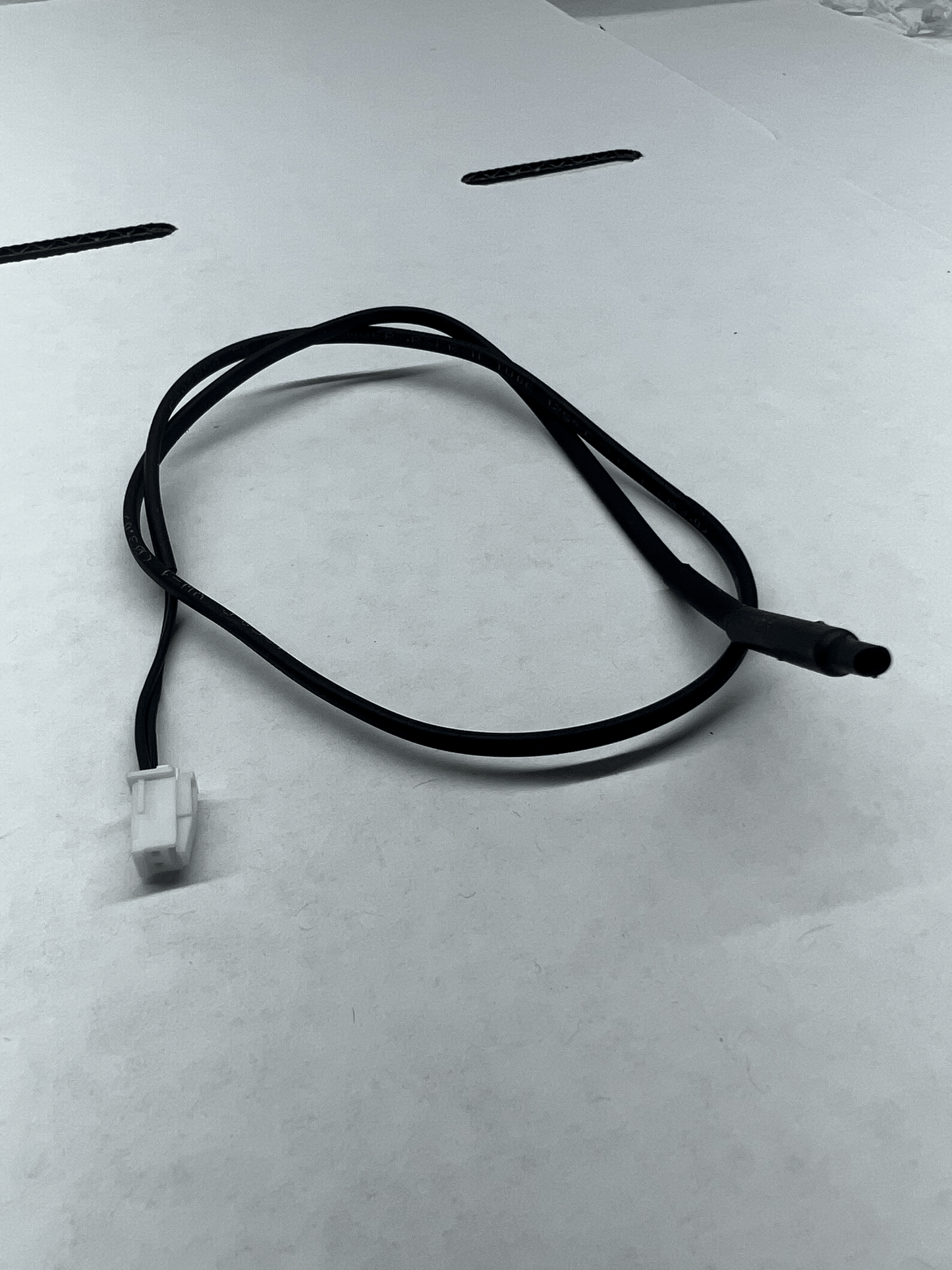 Compressor Temperature Sensor, Outdoor (White w/ Tape)