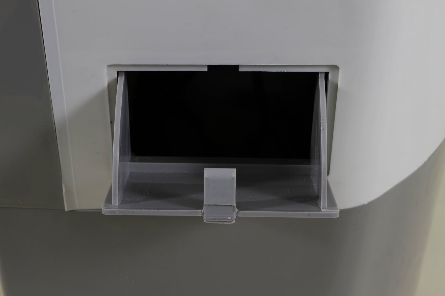 Fill Door MC17/MC18 PN:6017076